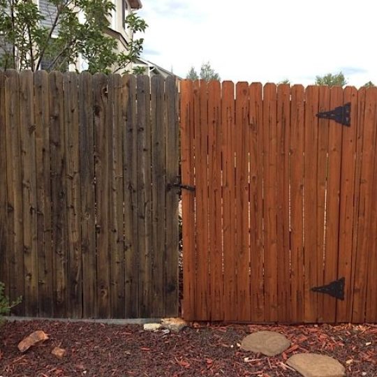 pressure-washing-wood-fence